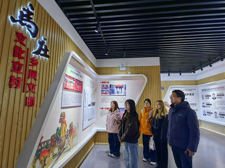 中國礦業(yè)大學(xué)調(diào)研團走進馬莊村，調(diào)研馬莊村發(fā)展現(xiàn)狀